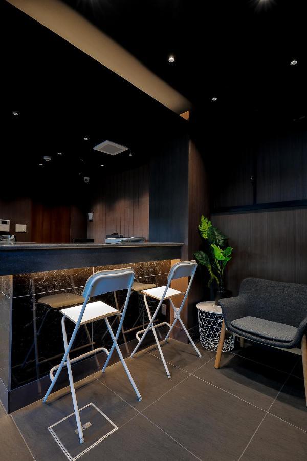 Ostay Namba Minami Hotel Toyotomi Skybird Osaka Exterior foto